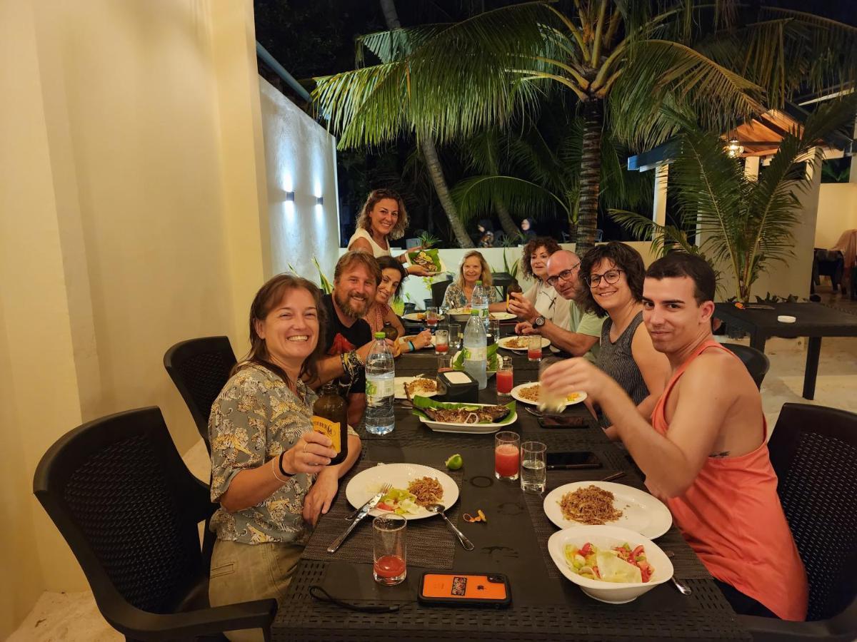 Готель Dhigurah Dhonveli Boutique Екстер'єр фото