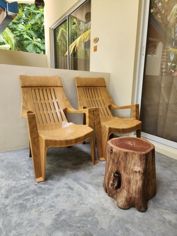 Готель Dhigurah Dhonveli Boutique Екстер'єр фото